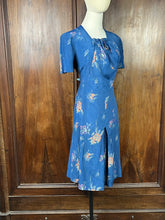 Charger l'image dans la galerie, Bleue