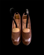 Charger l&#39;image dans la galerie, Chaussures années 40. Taille 33
