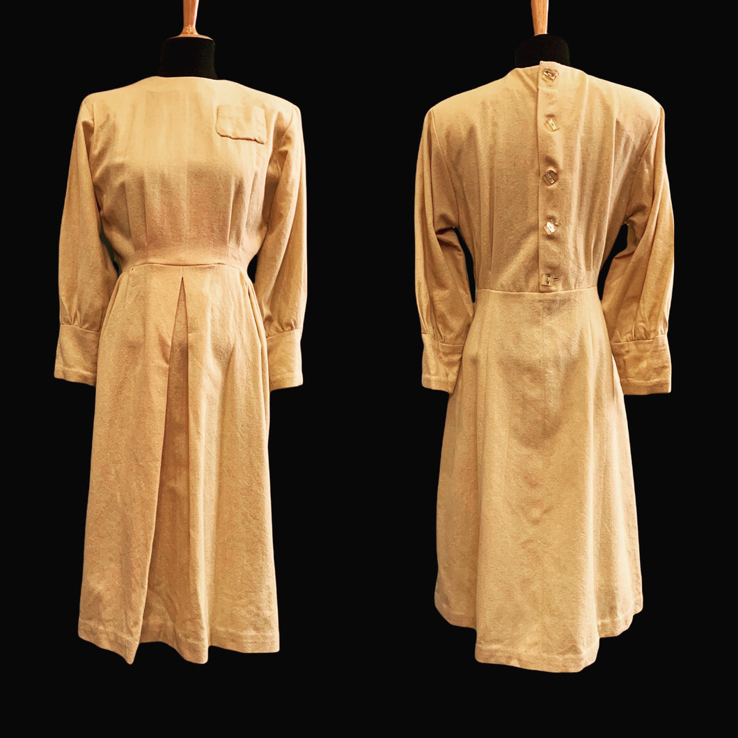 Robe années 40. Taille M.