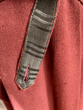 Charger l&#39;image dans la galerie, &quot;Plum&quot; Manteau des années 30. Taille S/M
