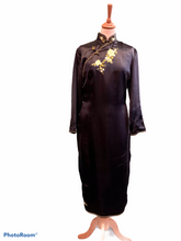 Upload image to gallery, &quot;Qipao&quot; Chinese dress from the 40s. Size S / M
