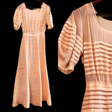 Upload image to gallery, &quot;Rose Pale&quot; Chiffon dress from the 1930s. Size XS
