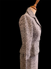 Upload image to gallery, &quot; Perle &quot; Tailleur années 50. Taille XS
