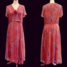 Charger l&#39;image dans la galerie, &quot; Rosé &quot; . Robe années 30. Taille S/M
